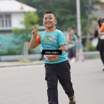 Runner Photo 8229572