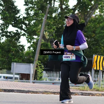 Runner Photo 8229636