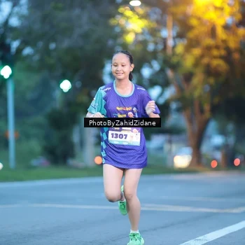 Runner Photo 8229687