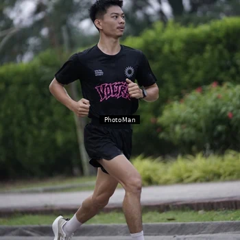 Runner Photo 8229694