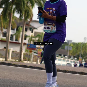 Runner Photo 8229696