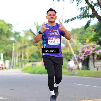Runner Photo 8229701