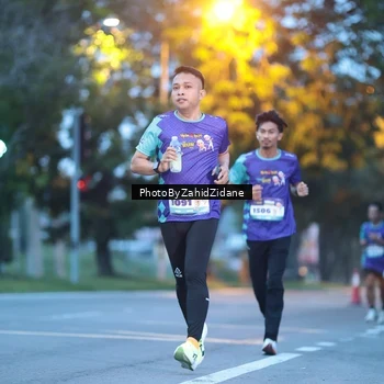 Runner Photo 8229702