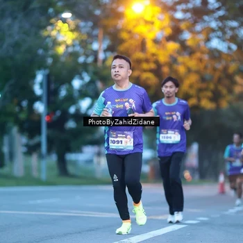 Runner Photo 8229710