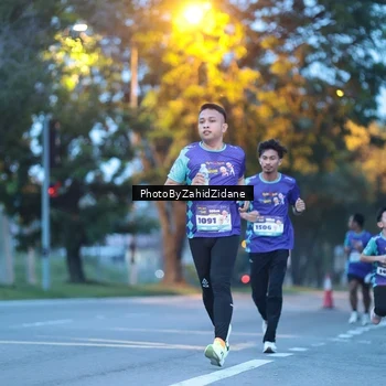 Runner Photo 8229711