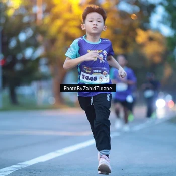 Runner Photo 8229742