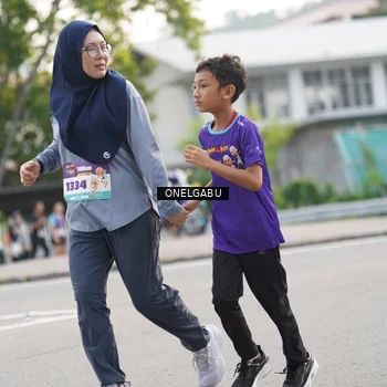 Runner Photo 8229750