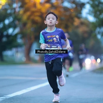 Runner Photo 8229751