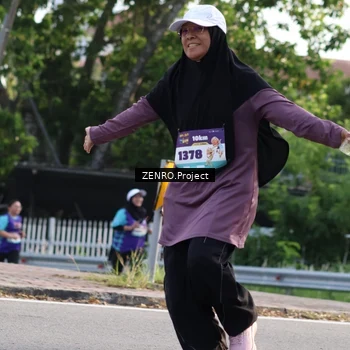 Runner Photo 8229758