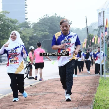 Runner Photo 8229759