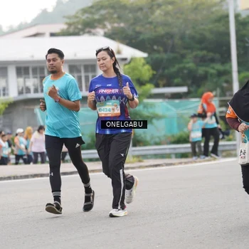 Runner Photo 8229789