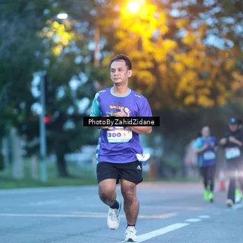 Runner Photo 8229791