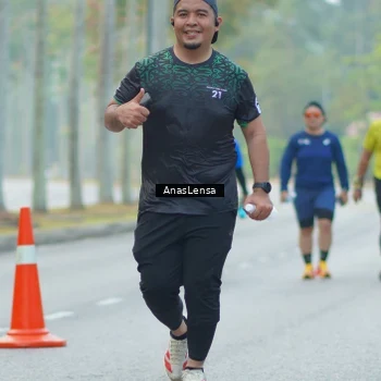 Runner Photo 8229797