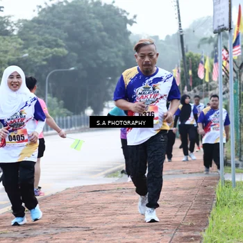 Runner Photo 8229852