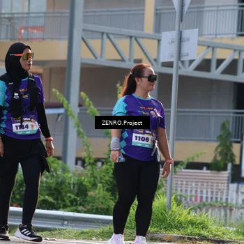 Runner Photo 8229859