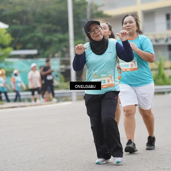 Runner Photo 8229861