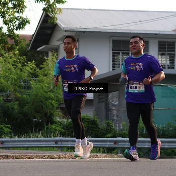 Runner Photo 8229879