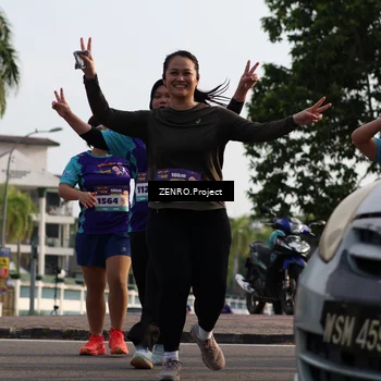 Runner Photo 8229883