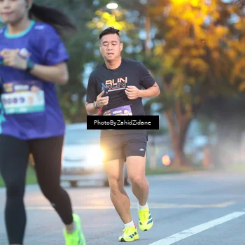 Runner Photo 8229887