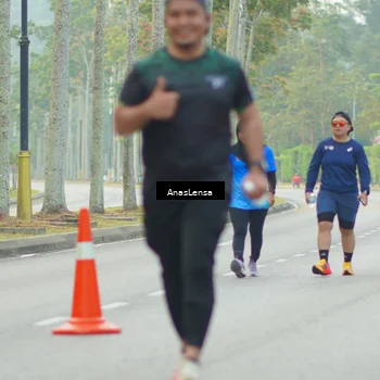 Runner Photo 8229892