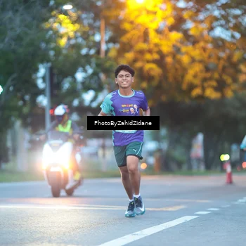 Runner Photo 8229898