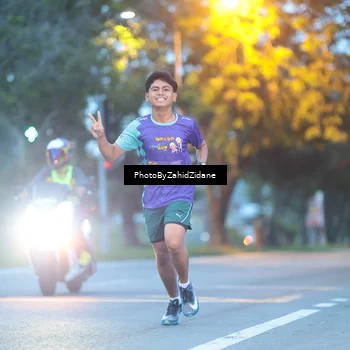 Runner Photo 8229905