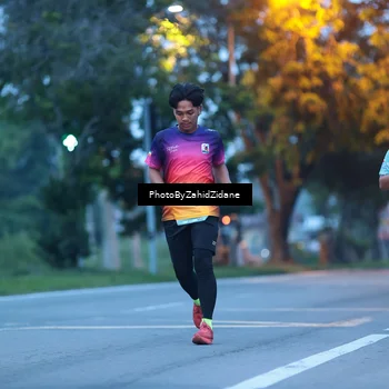 Runner Photo 8229993