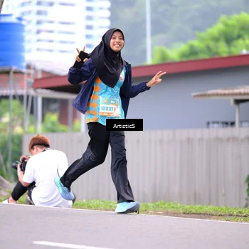 Runner Photo 8229997