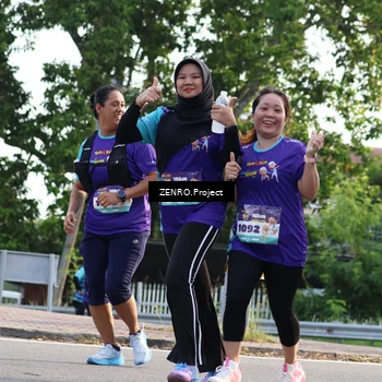 Runner Photo 8230006