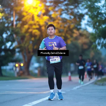 Runner Photo 8230009