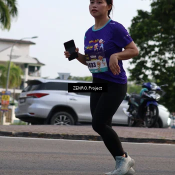 Runner Photo 8230010