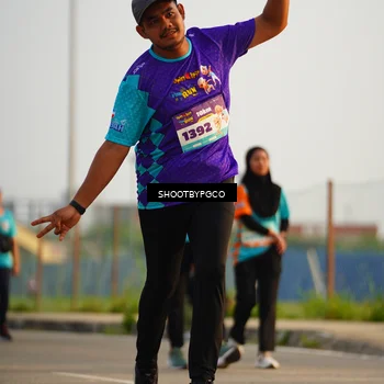 Runner Photo 8230022