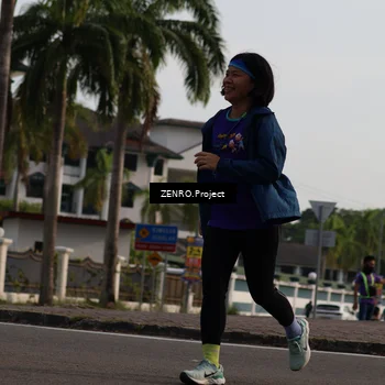 Runner Photo 8230037