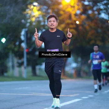 Runner Photo 8230043