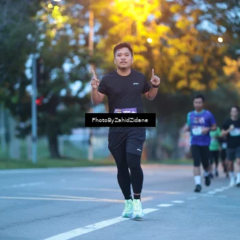Runner Photo 8230047