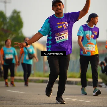 Runner Photo 8230078