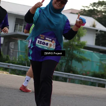 Runner Photo 8230080