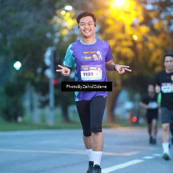 Runner Photo 8230083