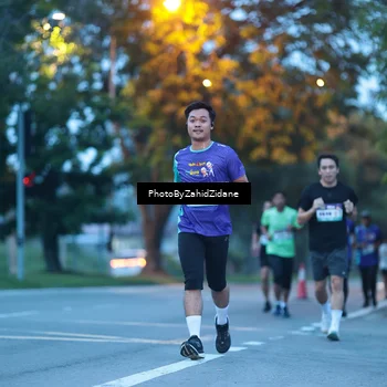 Runner Photo 8230085