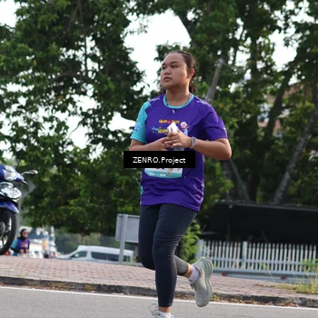 Runner Photo 8230103