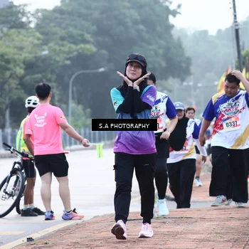 Runner Photo 8230107