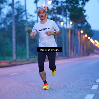 Runner Photo 8230129