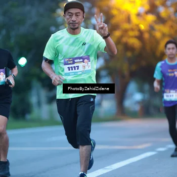 Runner Photo 8230137