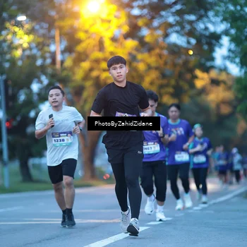Runner Photo 8230200