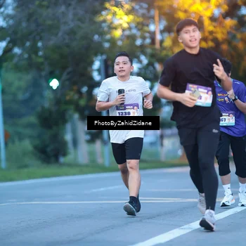 Runner Photo 8230201
