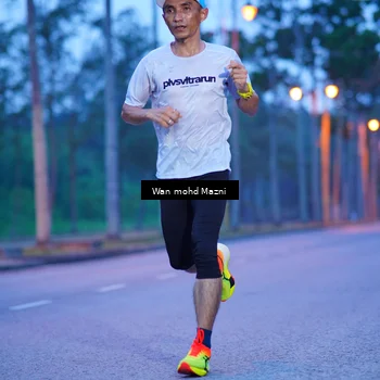 Runner Photo 8230208