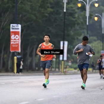 Runner Photo 8230301