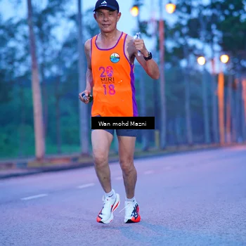Runner Photo 8230338