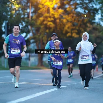Runner Photo 8230357