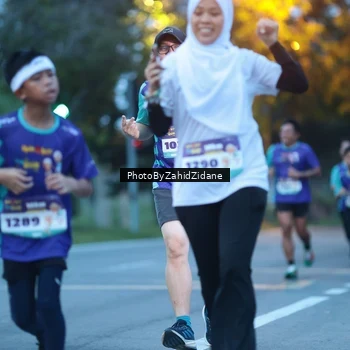 Runner Photo 8230378